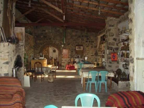 Trajan Guest House Al-Mughayer 外观 照片