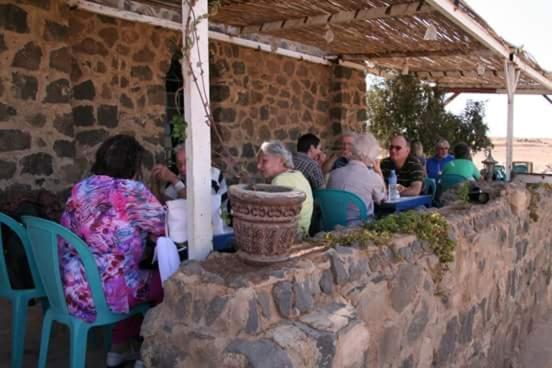 Trajan Guest House Al-Mughayer 外观 照片