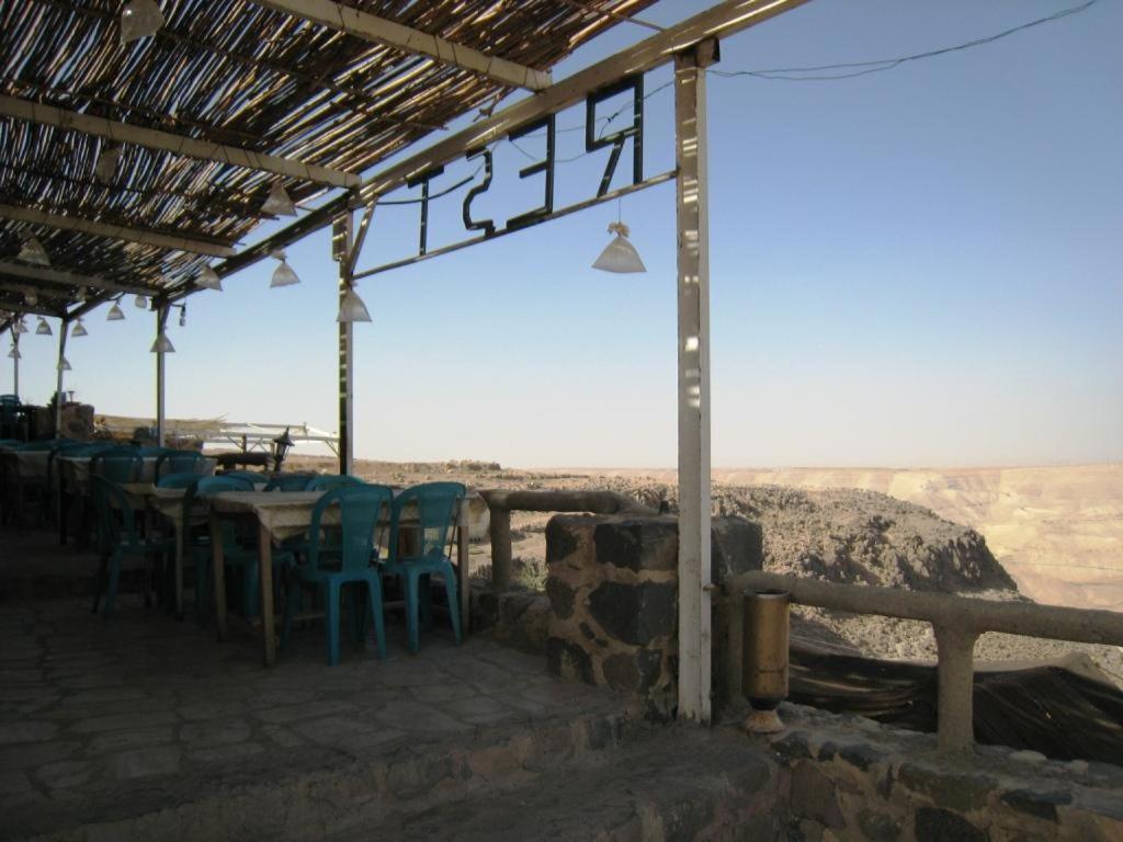 Trajan Guest House Al-Mughayer 外观 照片